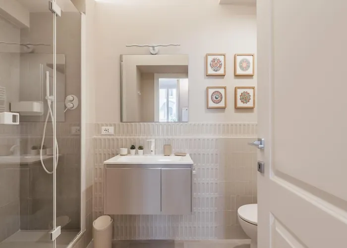 The Rent - Modern Two-bedroom In Esquilino Area Rom