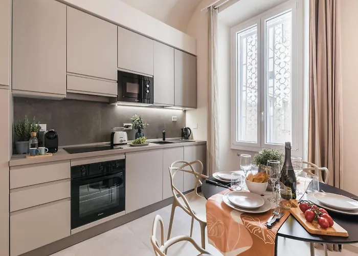 Apartment The Rent - Modern Two-bedroom In Esquilino Area Rom